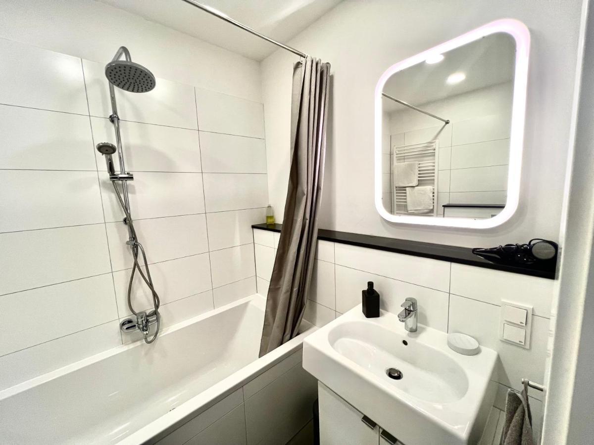 Vibehome Duesseldorf - Stresemannstrasse Экстерьер фото
